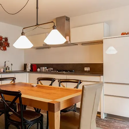 Vineyard House Дом отдыха